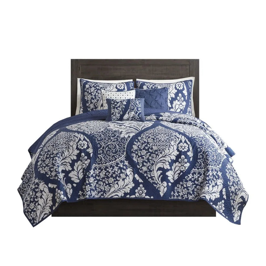 6 Piece Printed Cn Quilt Set with Throw Pillows Indigo King Cal King