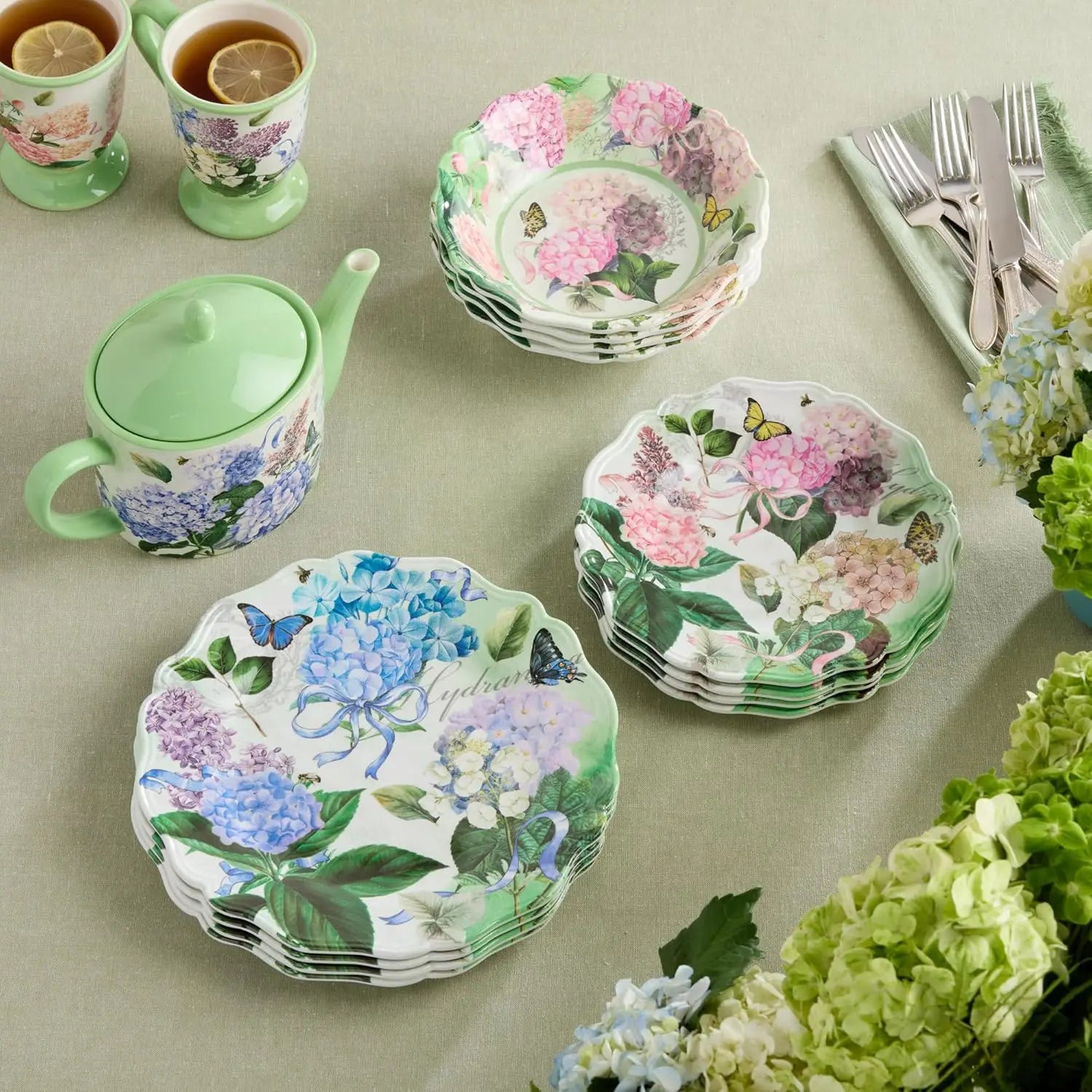 Garden Path Hydrangea Melamine Dinnerware Set for 4 12 Pieces