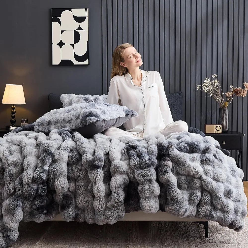 3 Pieces Fluffy Faux Rabbit Fur Bubble Comforter Set Queen Size, Tie-Dyeing Multiple Grey Plush Fuzzy Bedding Set, War