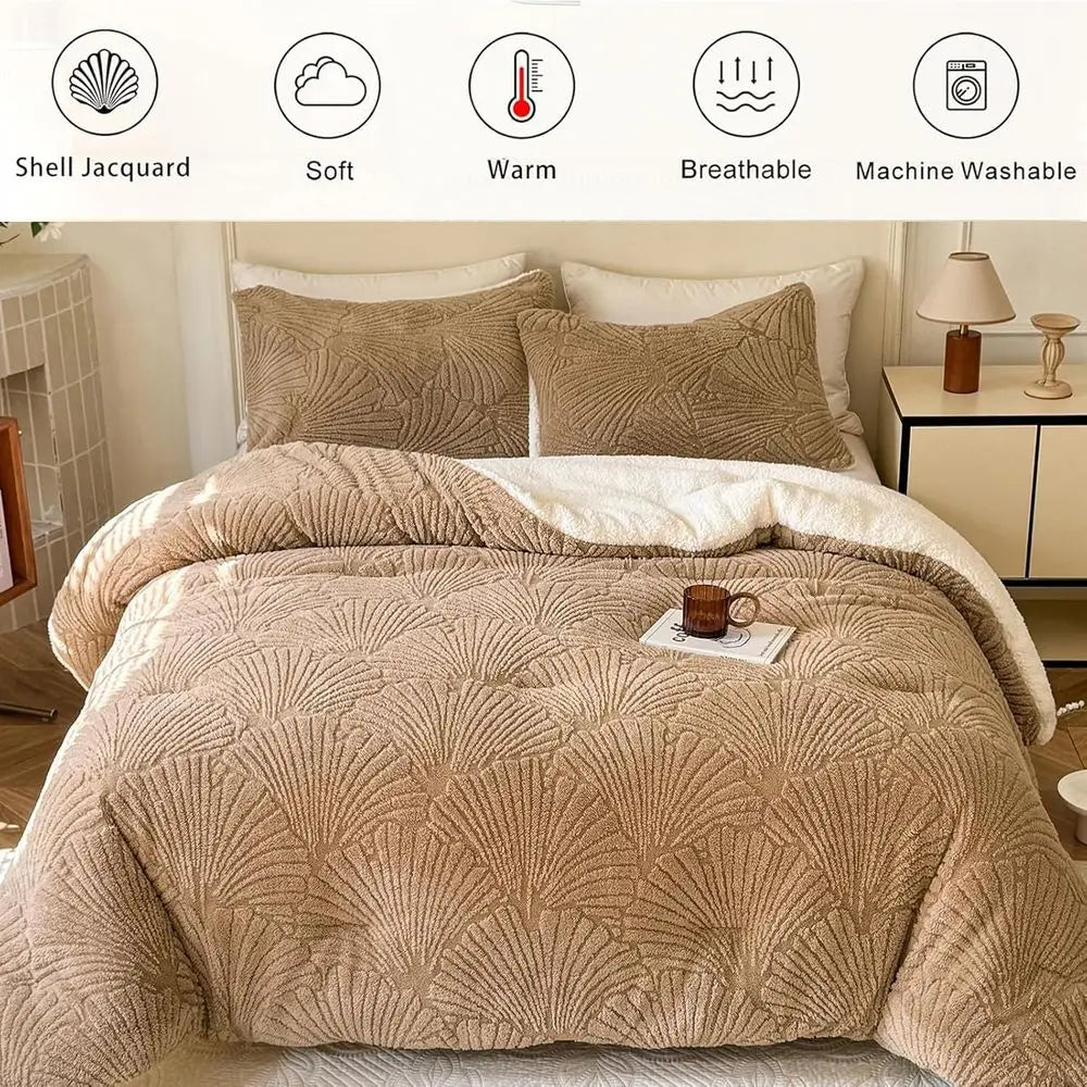 King Size Geometric Quilted Bedding Set 3-Piece Comforter Beige Pillowcases