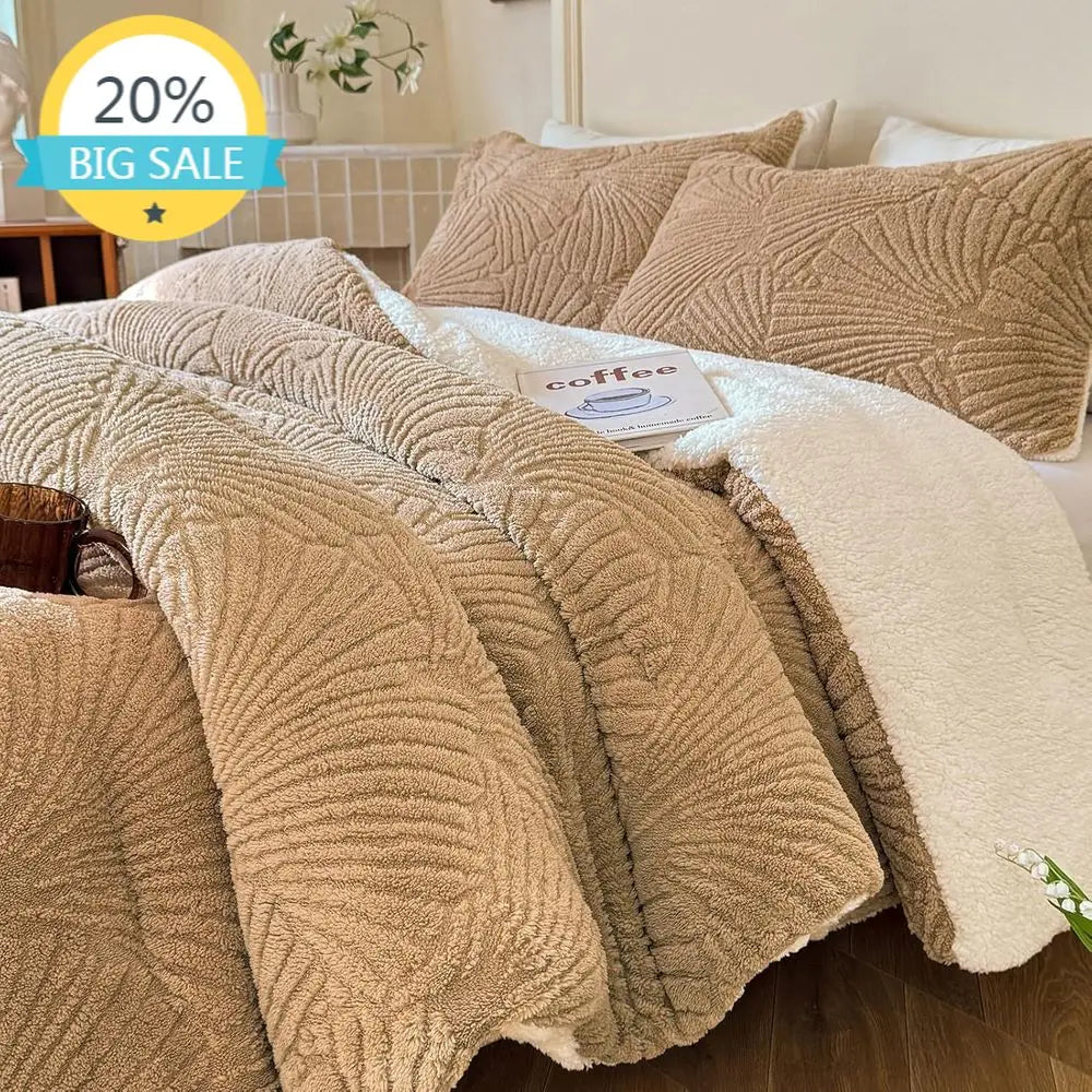 King Size Geometric Quilted Bedding Set 3-Piece Comforter Beige Pillowcases