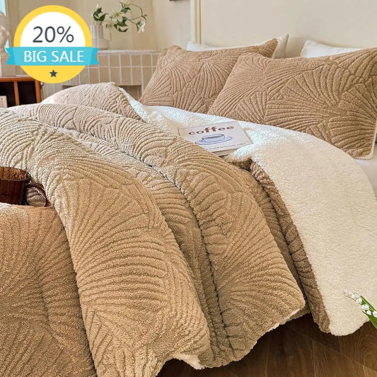 King Size Geometric Quilted Bedding Set 3-Piece Comforter Beige Pillowcases