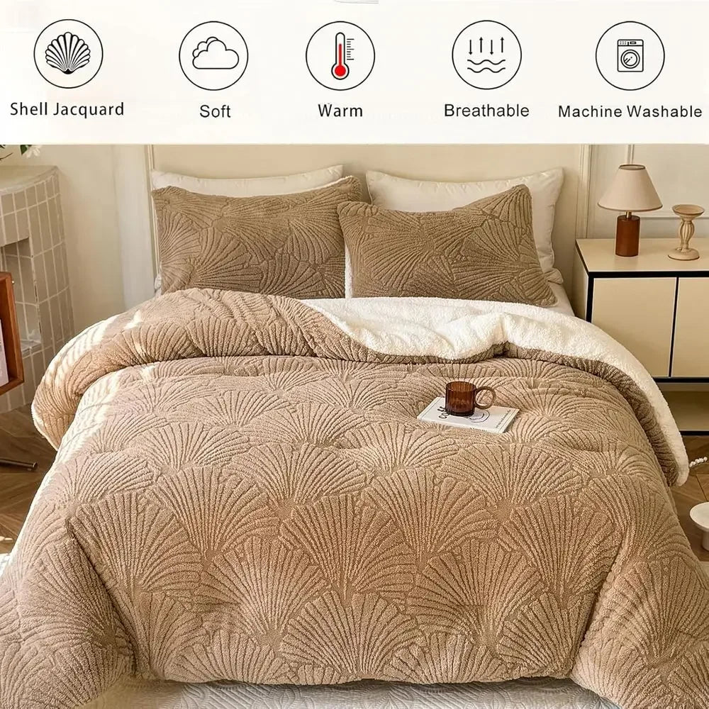 King Size Geometric Quilted Bedding Set 3-Piece Comforter Beige Pillowcases