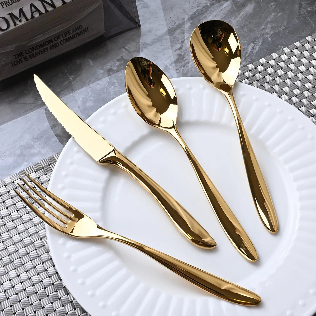 High-end 304 stainless steel restaurant and hotel creative high-end tableware steak, knife, fork and spoon set