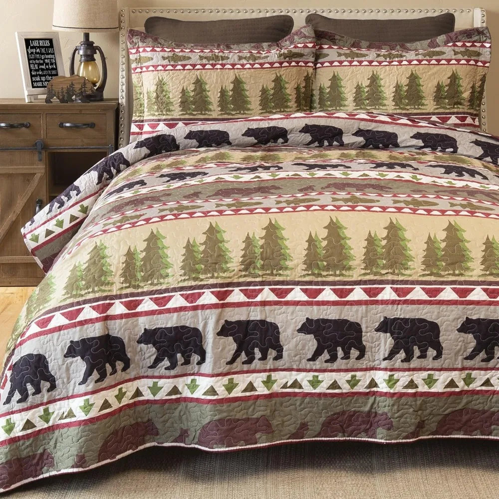 Rustic-Themed Bear Striped Microfiber Quilt Set for King-Size Beds