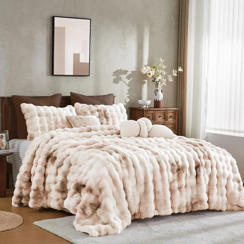 3 Pieces Fluffy Faux Rabbit Fur Bubble Comforter Set King Size, Tie-Dyeing Beige Plush Fuzzy Bedding Set, Warm Soft Bu